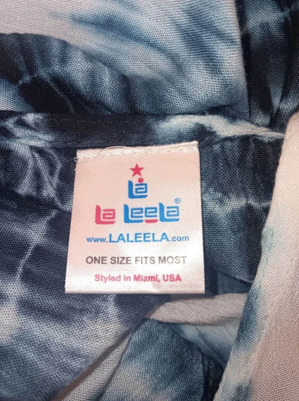 La Leela Tie-Dye Maxi Caftan Dress in Navy & White. Boho. - Picture 7 of 9